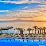 فندق وسبا بوياليك سيسم Çeşme
