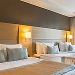 Boyalik & Hotell Çeşme