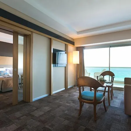 Boyalik & Hotel Çeşme