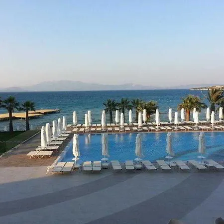 Boyalik & 5* Cesme